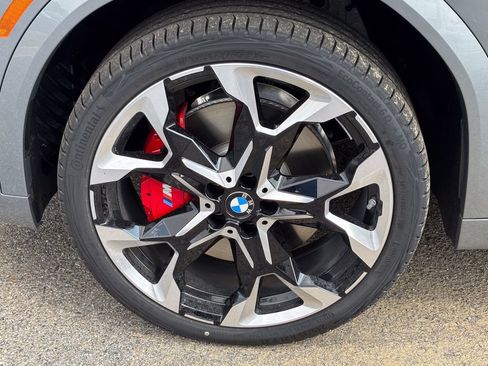 New 2026 BMW X2 xDrive28i w/ Technology Package AWD/4WD image 8