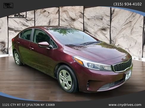 Used 2018 Kia Forte LX FWD image 3