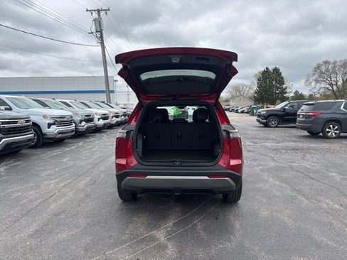 New 2026 Chevrolet Equinox LT FWD image 6