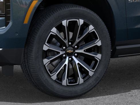 New 2026 Chevrolet Suburban High Country image 11