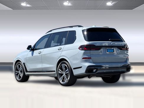 Used 2026 BMW X7 xDrive40i AWD/4WD image 2