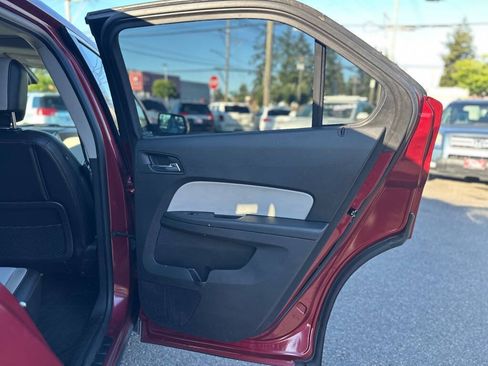 Used 2012 Chevrolet Equinox LT FWD image 21