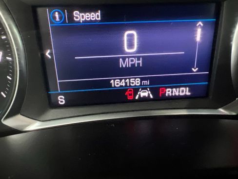 Used 2020 Chevrolet Equinox LT FWD image 11