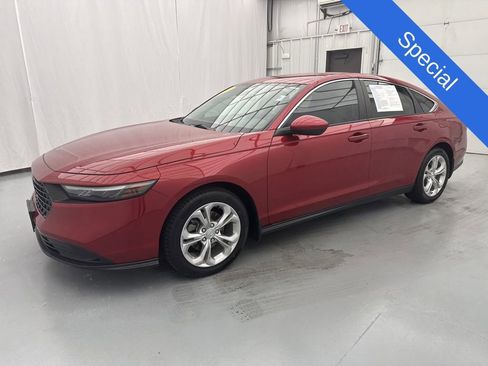 Used 2023 Honda Accord LX image 3