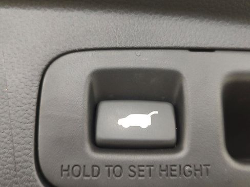 Used 2024 Honda CR-V EX-L image 27