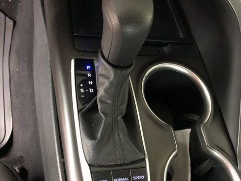 Used 2022 Toyota Camry LE FWD image 23