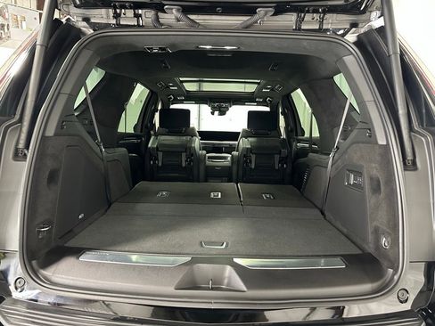 Used 2025 Cadillac Escalade V image 58