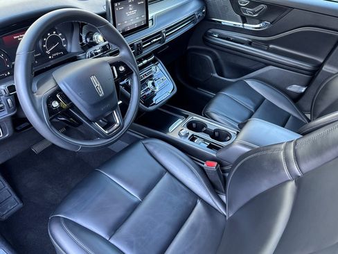 Certified 2022 Lincoln Corsair FWD image 10