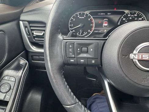 Used 2023 Nissan Rogue SV w/ SV Premium B Package AWD/4WD image 15
