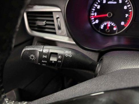 Used 2019 Kia Optima S w/ S Panoramic Sunroof Package image 34