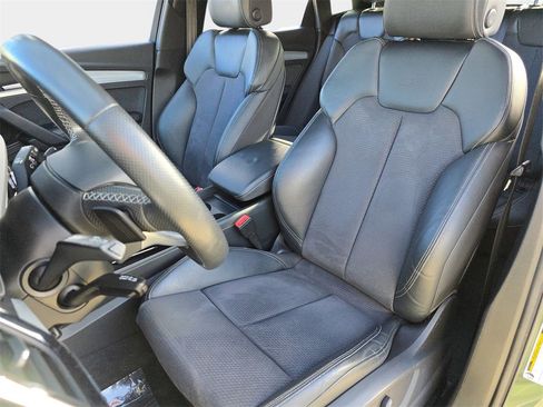 Certified 2023 Audi Q5 e Premium Plus w/ Premium Plus Package image 15