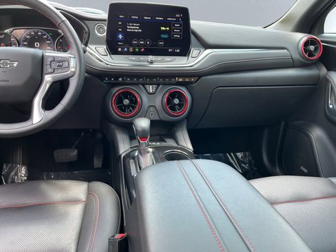 Used 2023 Chevrolet Blazer RS w/ Enhanced Convenience Package image 16