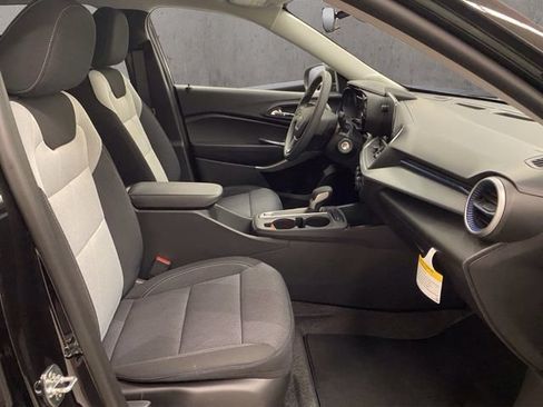 New 2026 Chevrolet Trax LS w/ LS Convenience Package FWD image 21