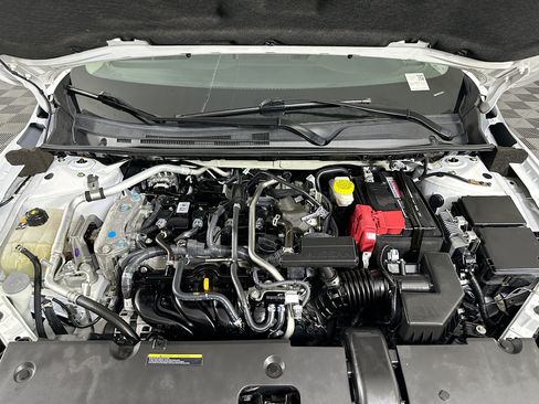 Used 2024 Nissan Sentra SV FWD image 32