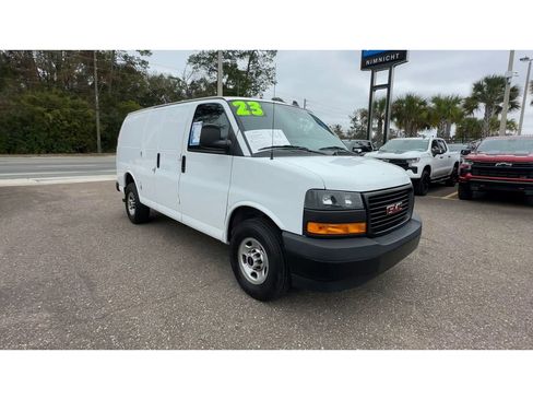 Used 2023 GMC Savana 2500 w/ Driver Convenience Package image 8