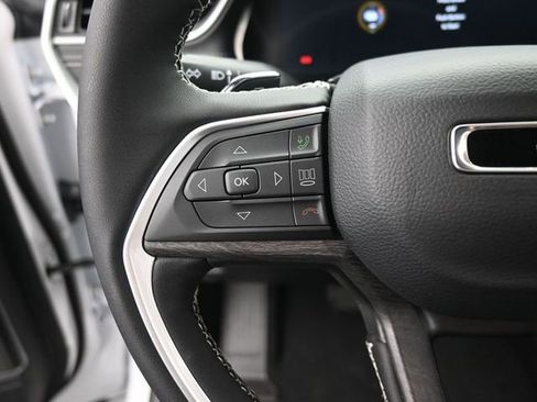 New 2025 Jeep Grand Cherokee Limited w/ Luxury Tech Group II image 31