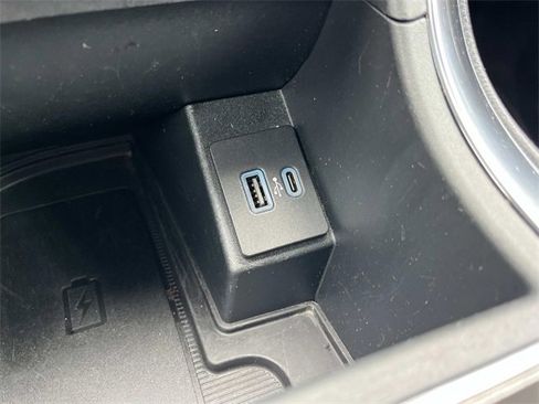 Certified 2024 Ford Edge Titanium image 35