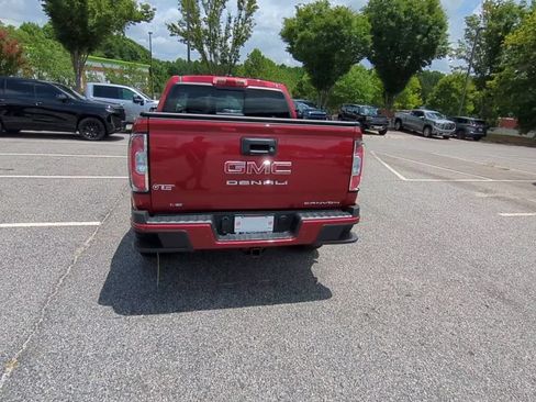Used 2021 GMC Canyon Denali RWD image 7