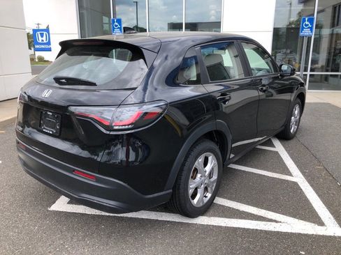 Used 2023 Honda HR-V LX image 3