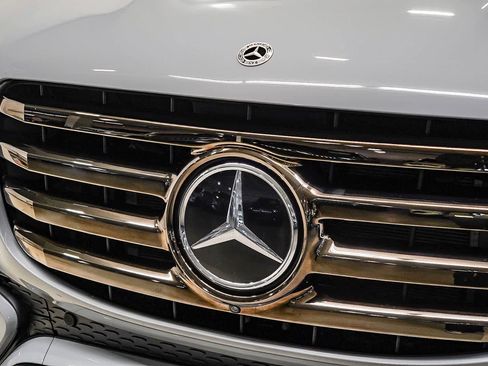 Certified 2025 Mercedes-Benz GLS 450 4MATIC image 8