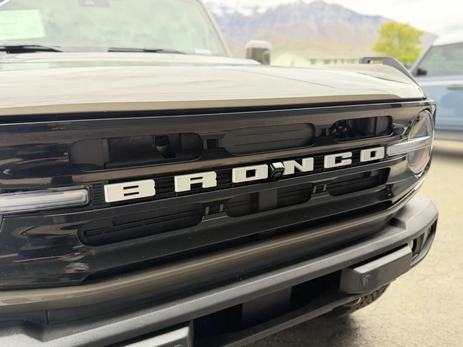 Used 2025 Ford Bronco Outer Banks w/ Sasquatch Package AWD/4WD image 47