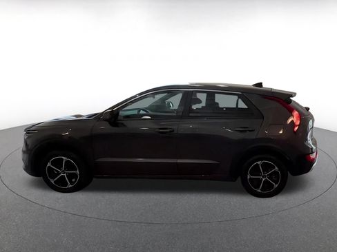 Used 2026 Kia Niro LX FWD image 4