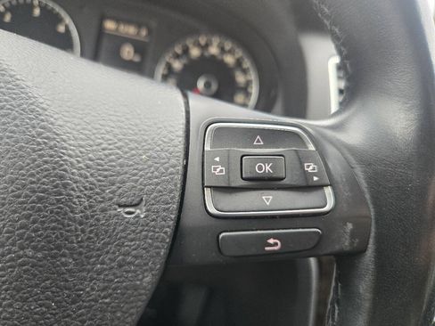Used 2014 Volkswagen Passat TDI SEL Premium FWD image 35