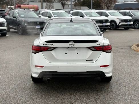 Used 2023 Nissan Sentra SR w/ Midnight Edition Package image 6