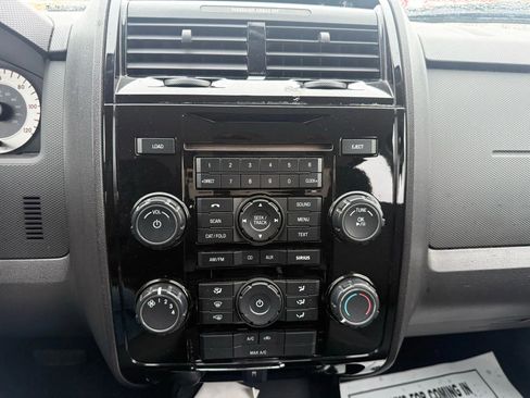 Used 2010 MAZDA Tribute i Sport image 13