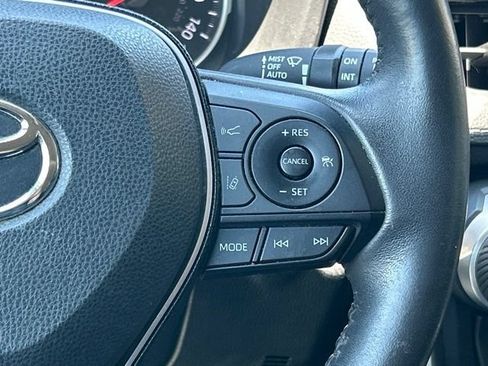 Certified 2021 Toyota RAV4 XLE Premium AWD/4WD image 55