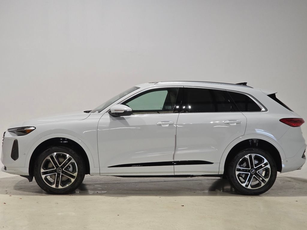 New 2026 Audi Q5 Premium Plus AWD/4WD image 3