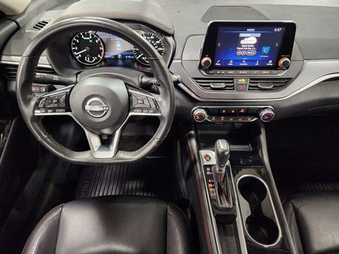 Used 2023 Nissan Altima 2.5 SR image 47