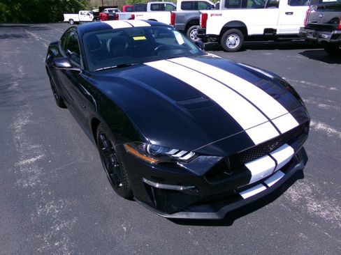 Used 2020 Ford Mustang GT Premium w/ Equipment Group 401A RWD image 2
