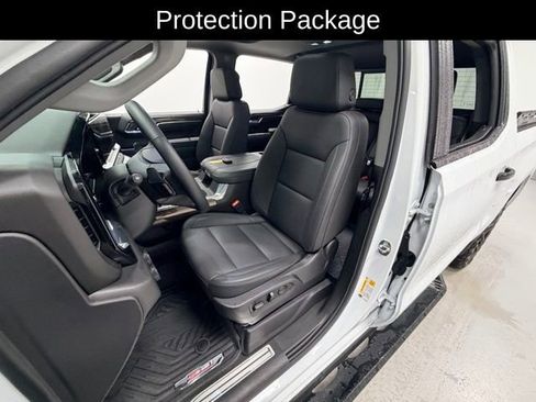 Certified 2024 Chevrolet Silverado 1500 LT Trail Boss w/ Convenience Package II image 10