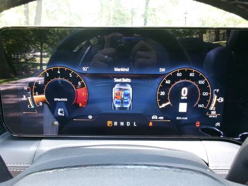 Used 2025 Ford Mustang Premium RWD image 34