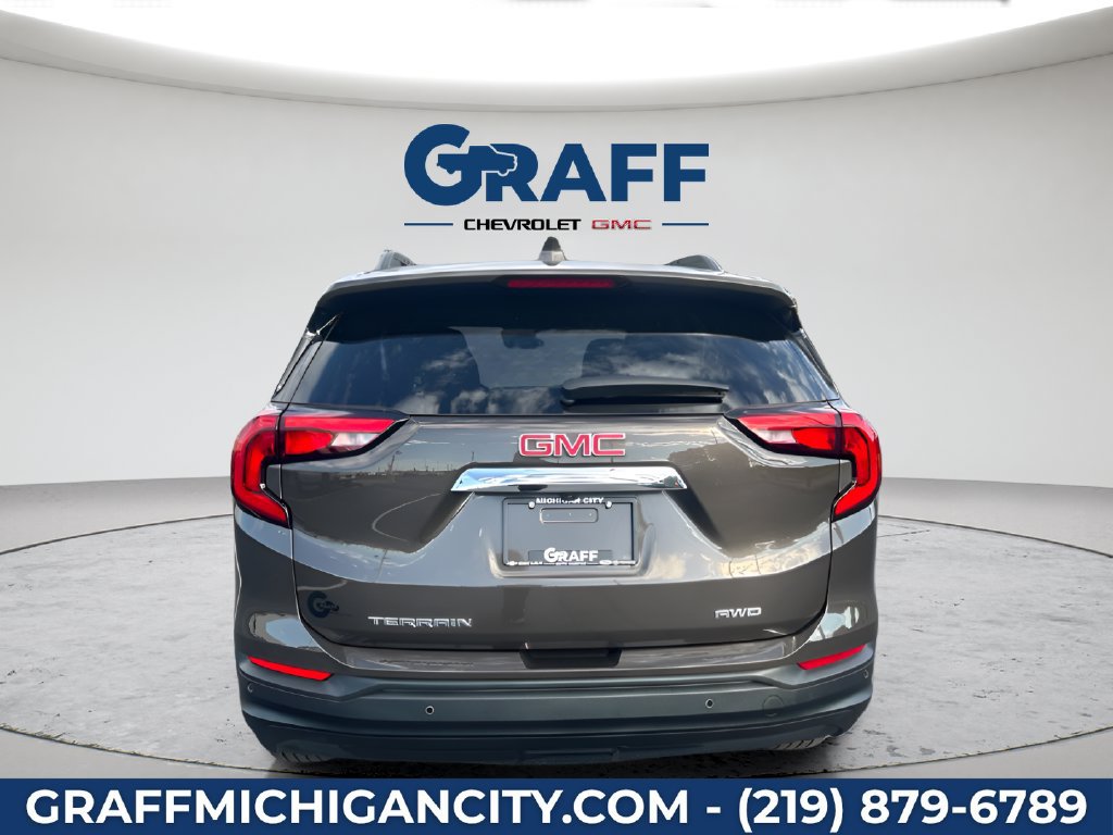 Used 2020 GMC Terrain SLE w/ Driver Convenience Package AWD/4WD image 4