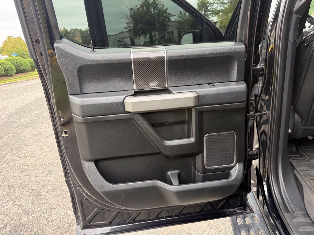 Used 2019 Ford F150 Raptor w/ Equipment Group 802A Luxury AWD/4WD image 39