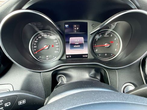 Used 2019 Mercedes-Benz GLC 300 image 40