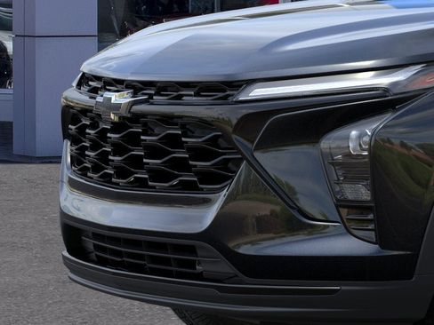 New 2026 Chevrolet Trax LT w/ Midnight Edition FWD image 13