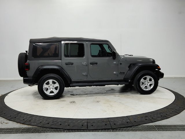 Used 2022 Jeep Wrangler Unlimited Sport AWD/4WD image 9