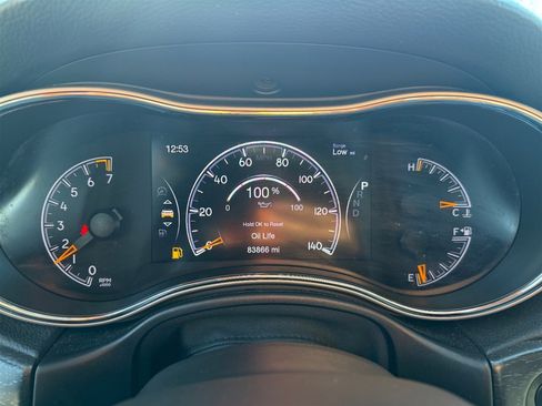 Used 2016 Jeep Grand Cherokee Laredo w/ Quick Order Package 23E image 12