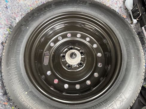 Used 2023 Honda CR-V EX-L image 30