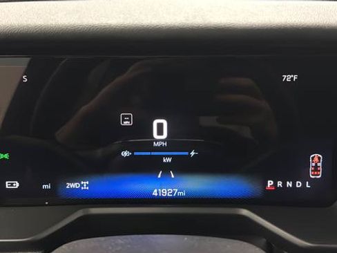 Used 2024 GMC Acadia Denali AWD/4WD image 17