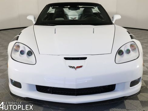Used 2011 Chevrolet Corvette Grand Sport w/ Preferred Equipment Group RWD image 2