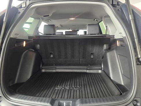Used 2021 Honda CR-V Touring image 14