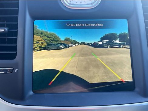 Used 2023 Chrysler 300 Touring w/ Safetytec Plus Group RWD image 13