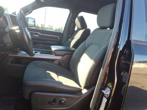 Used 2019 RAM 1500 Big Horn AWD/4WD image 12