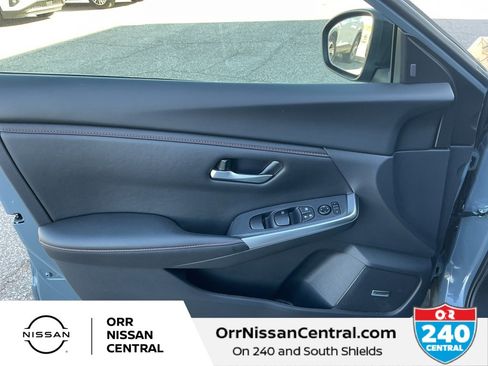 Certified 2025 Nissan Sentra SR w/ SR Premium Package image 16