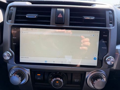 Used 2014 Toyota 4Runner SR5 RWD image 13
