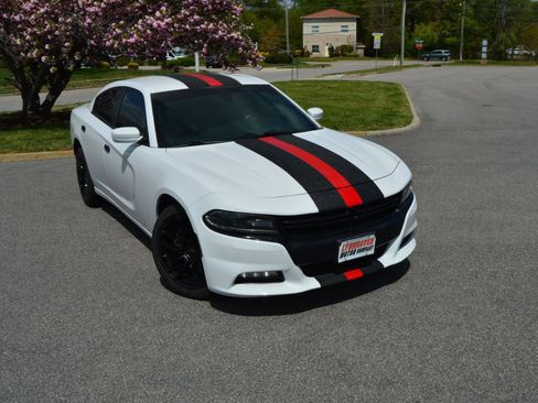 Used 2020 Dodge Charger Police w/ Street Appearance Group image 21